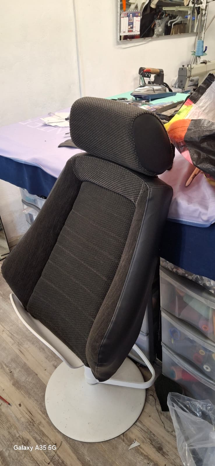 Siège de voiture refait